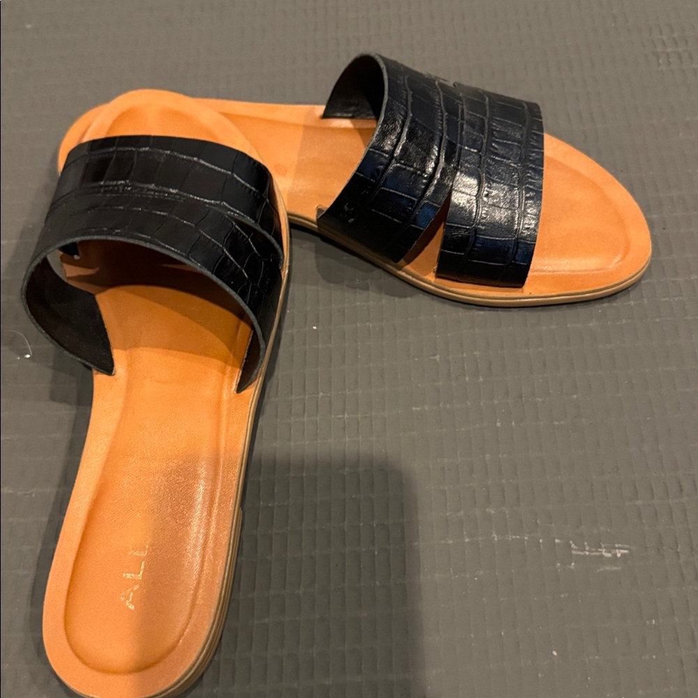 Aldo Black and Tan Slide Sandals